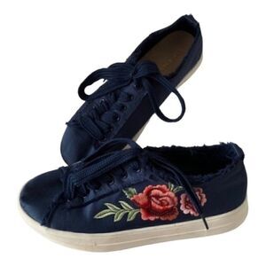 Bebe Sport Blue Satin Embroidered Flower Sneakers size 8.5